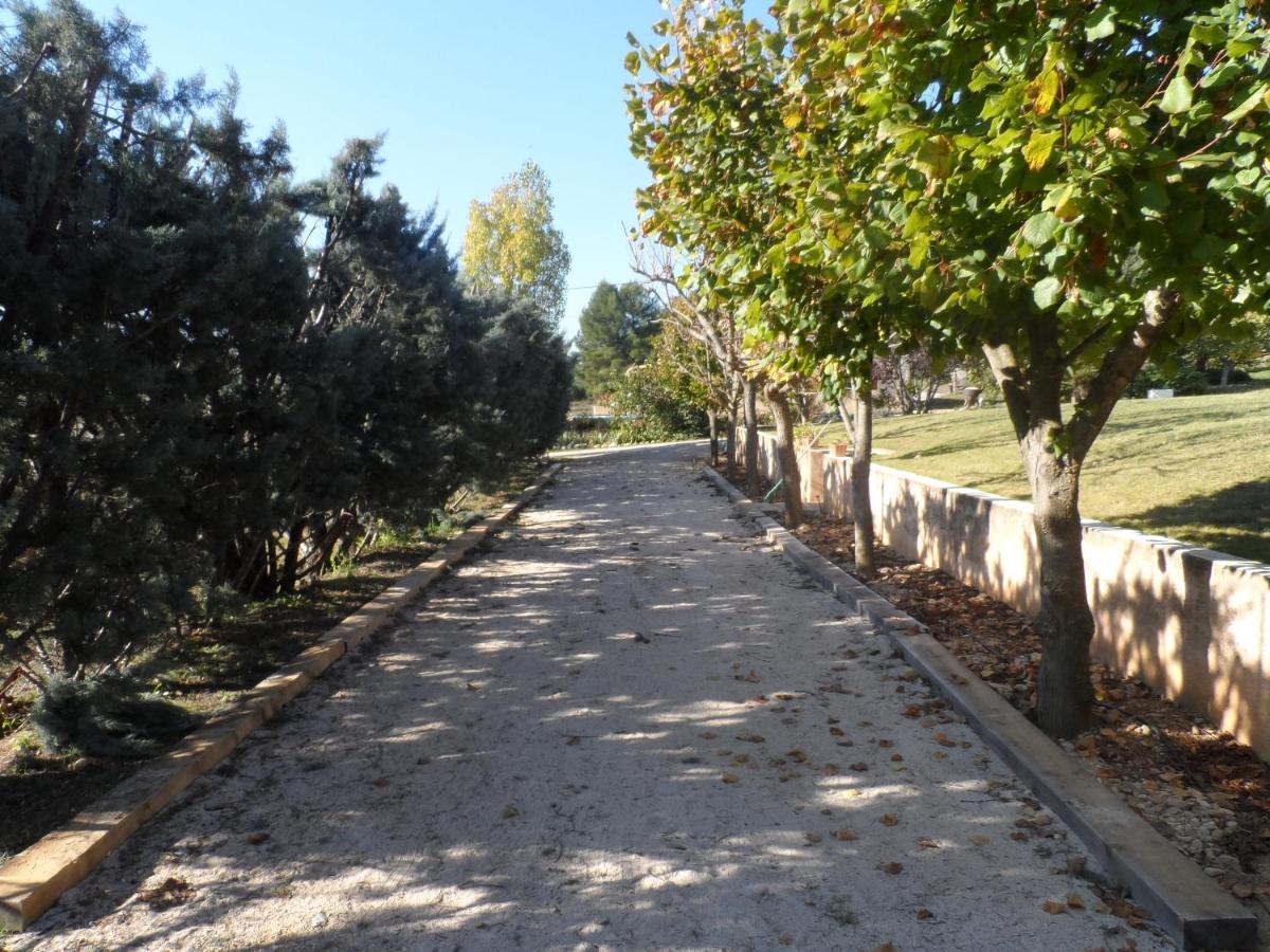 مبيت وإفطار Saint-Julien-d'Asse La Bastide Des Roses المظهر الخارجي الصورة