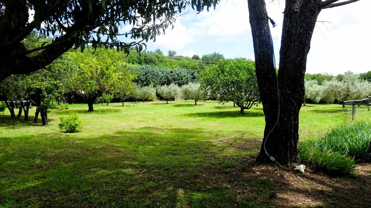 مبيت وإفطار Saint-Julien-d'Asse La Bastide Des Roses المظهر الخارجي الصورة